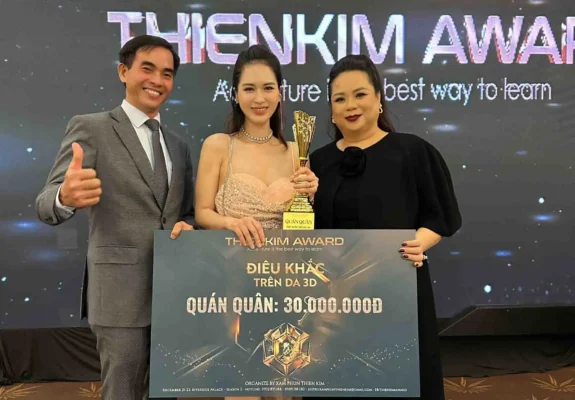 Chuyên gia Quynh Thuong Nguyen đoạt giải quán quân Thien Kim Award 2022 2