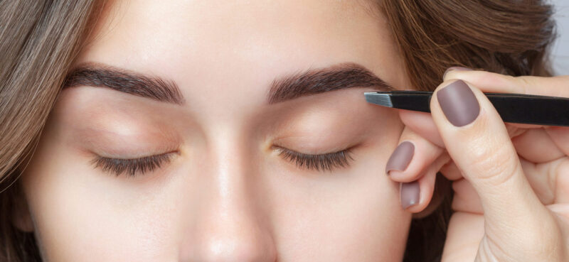 Quy trình phun lông mày tán bột chuẩn kỹ thuật