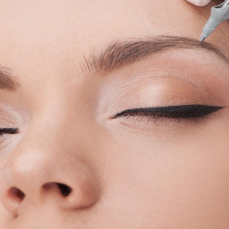 Điêu khắc chân mày sưng trong bao lâu