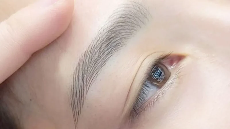 Không có lông mày có điêu khắc được không?