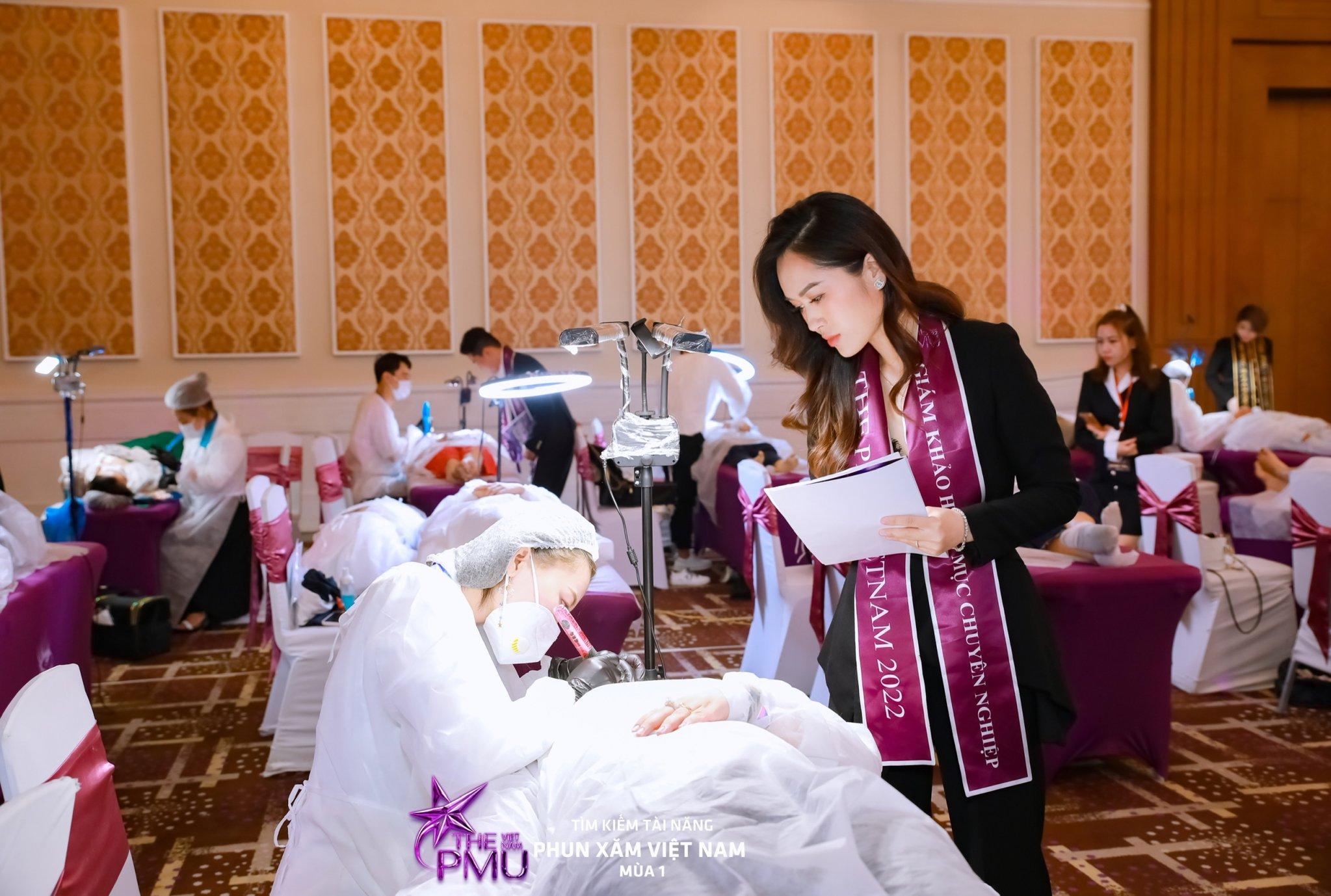 Có đam mê với ngành nghề phun xăm thẩm mỹ